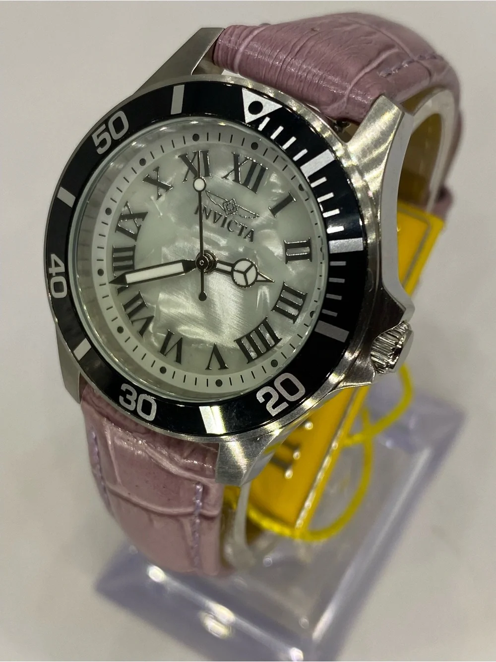 Men’s ^^^ Invicta ***  Watch / Plush  Pink Leather Strap ***